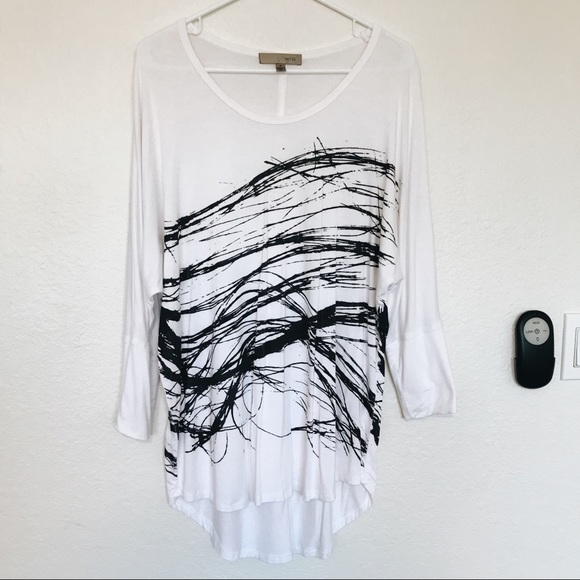 Tops - White with Black Design Loose Tunic